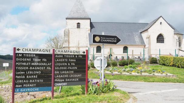 La route touristique du champagne fait partie de l’identité de la Marne.