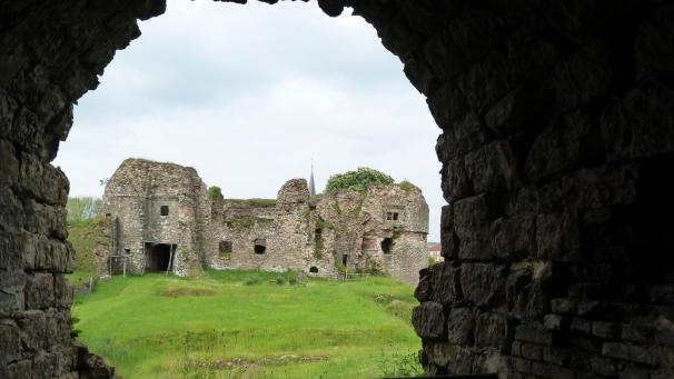 La forteresse de Moncornet a été sauvée de la disparition totale par l’abbé Bernard Lussigny.