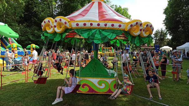 L’an dernier, de nombreuses familles étaient venues participer à la fête du jeu au parc Masson.