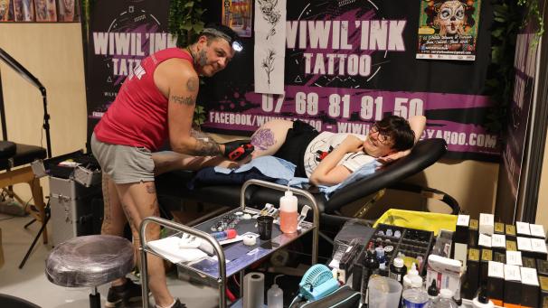 Anne-Sophie est venue se faire tatouer à l’occasion de la première édition du Tattoo show Vitry 51.