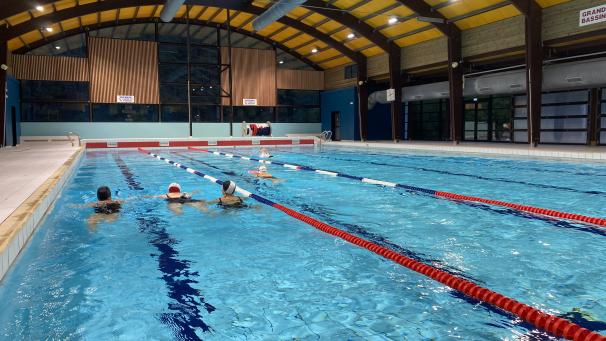 Le coût pour le fonctionnement de la piscine de Revin, rouverte en novembre 2022, se chiffre à 646 631 €. Elle a comptabilisé 17132 entrées l’an dernier.