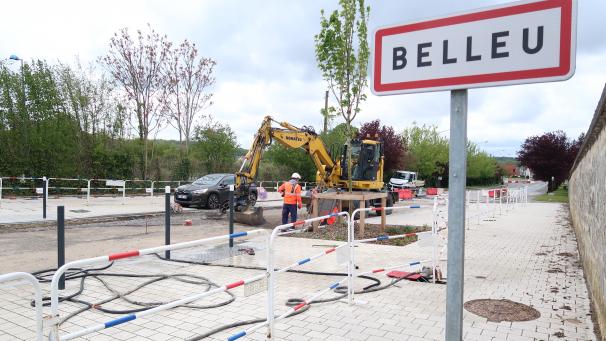 Un avaloir va être mis en place sur la rue de Belleu pour faciliter l’évacuation de l’eau.