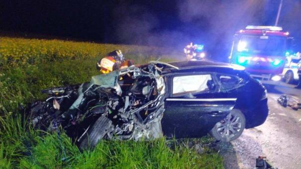 Le conducteur du véhicule Peugeot a succombé à ses blessures.