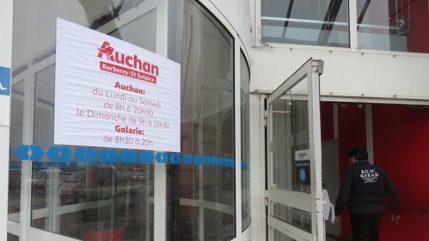 Adieu Géant Casino et bonjour Auchan à Barberey-Saint-Sulpice.
