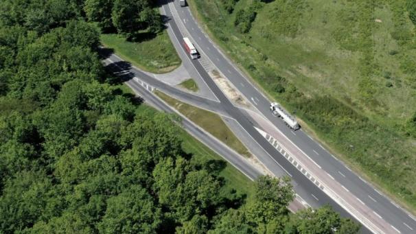 Le calendrier des travaux du demi-échangeur pour se rendre à Villers-Cotterêts est programmé pour 2027-2028.