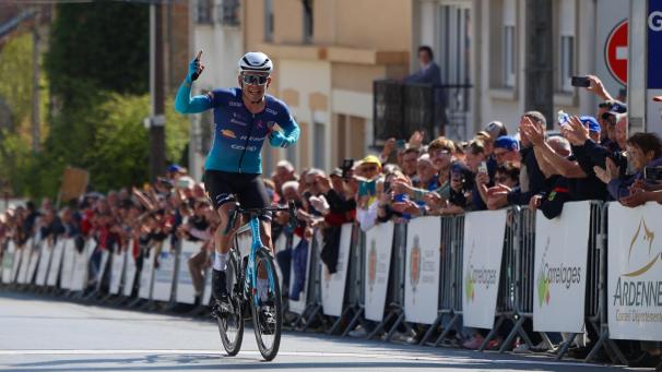 Eirik Vang&nbsp;Aas, vainqueur en solitaire à Rethel.