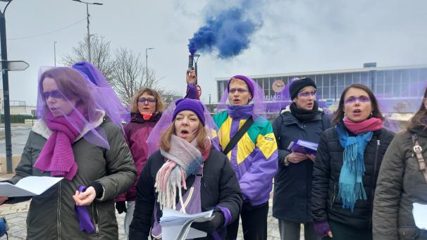 CRAFFANCY Octobre Rose Lot De 100 épingles En Satin Avec Perles Pour La Sensibilisation Au