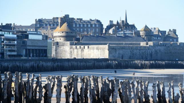 Photo de la ville de Saint-Malo prise le 22 novembre 2021.
