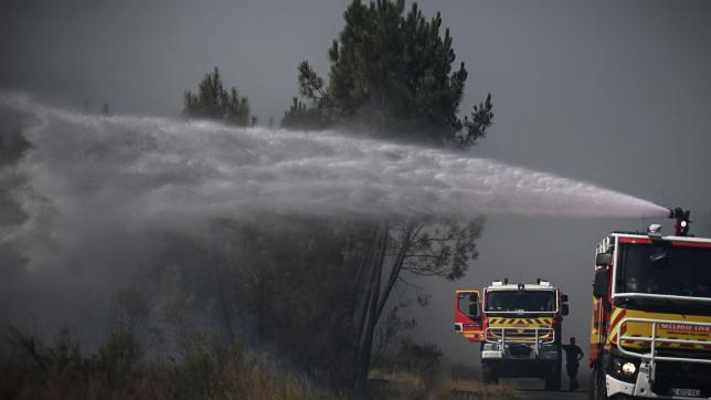 FRANCE-ENVIRONMENT-CLIMATE-WEATHER-FIRE