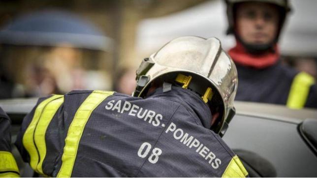 En fin de journée le 29 août, les pompiers ont porté secours à un cycliste victime d’un choc avec une voiture, rue de Mirbritz à Sedan.