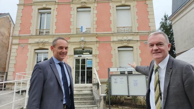 Maxime Couteau, directeur adjoint, et David Guermonprez, directeur des finances publiques de l’Aisne, se félicitent du regroupement de plusieurs services sur un seul site et des économies qui en découlent.