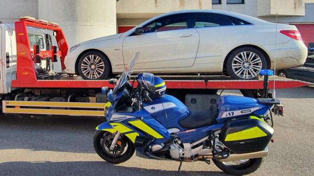 La voiture et son conducteur ont été ramenés à la gendarmerie de Soissons dans un premier temps.