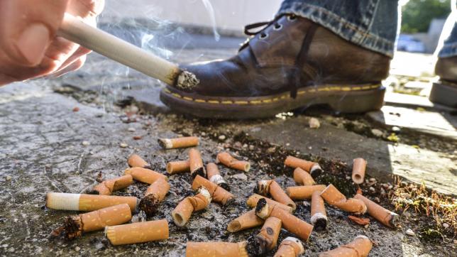 Selon le docteur Mathieu Lacheray, l’augmentation du prix du paquet de cigarette encourage les fumeurs à arrêter.