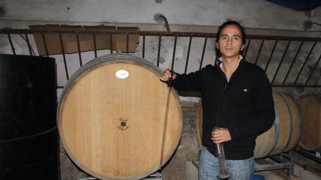 Sylvain Chen pour l’instant «dorlote son vin, il doit fermenter tout doucement»