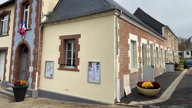 La petite commune de Fligny, en Thiérache, a inauguré sa salle des fêtes, samedi.