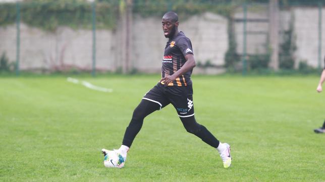Ancien joueur RCSC, Abdou Touré va entraîner l’équipe première, avec Éric Linger. Le duo a dirigé sa première séance hier soir.