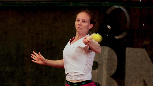 A 20 ans, Savine a eu un déclic lors des Championnats de France à Roland-Garros. Elle mène depuis un ambitieux projet personnel.