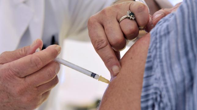 La vaccination contre la grippe accuse un retard important.