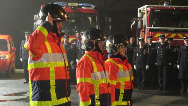 Au centre d’incendie et de secours de Tergnier, le début de la cérémonie de la Sainte-Barbe a été l’occasion de mettre à l’honneur plusieurs sapeurs-pompiers pour leur engagement.