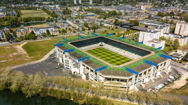 Le stade Louis-Dugauguez à Sedan est de nouveau géré par Ardenne Métropole depuis le 10 décembre 2022.