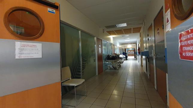 Sur le dernier week-end, l’hôpital de Troyes a connu un surplus d’activité de 30 %. Mais pour l’équipe paramédicale des urgences, la tension actuelle remonte à plusieurs semaines.
