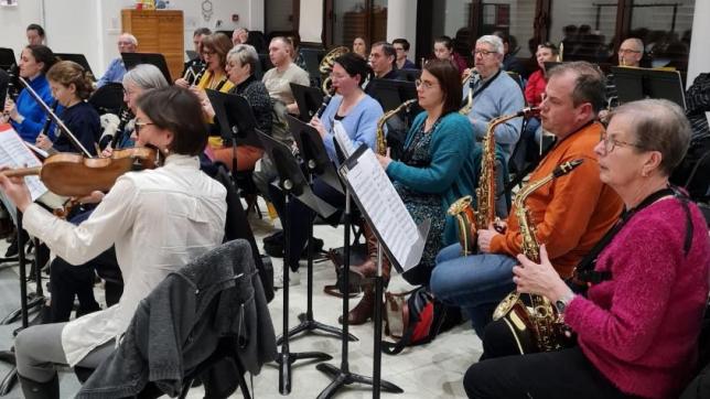 Les musiciens de la Philharmonie Sud-Ardennes et de l’Orchestre d’Harmonie de Rethel célèbreront l’année 2023 au rythme de la valse.