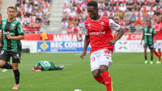 Folarin Balogun a déjà égalé le nombre de buts inscrits par Hugo Ékitiké la saison dernière.