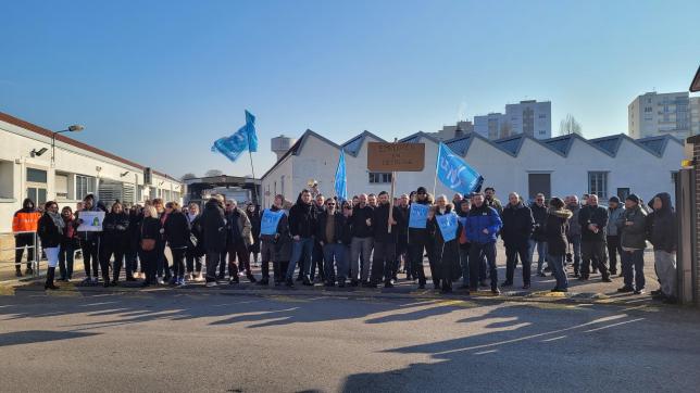 Un peu moins d’une centaine de salariés ont débrayé hier, se réunissant sur le site «Gayettes», à Troyes.