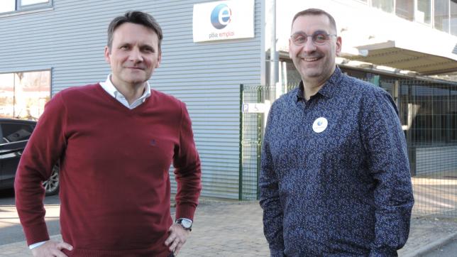 Cyrille Lambert (à droite), directeur de Pôle Emploi à Soissons, a fait le bilan de l’emploi sur le bassin en 2022. Gauthier Simeoni (à gauche), directeur général de Adhap Services, est un exemple d’employeur qui forme ses futurs collaborateurs.