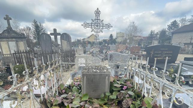 La tombe de l’homme est toujours présente dans le cimetière de Pogny.
