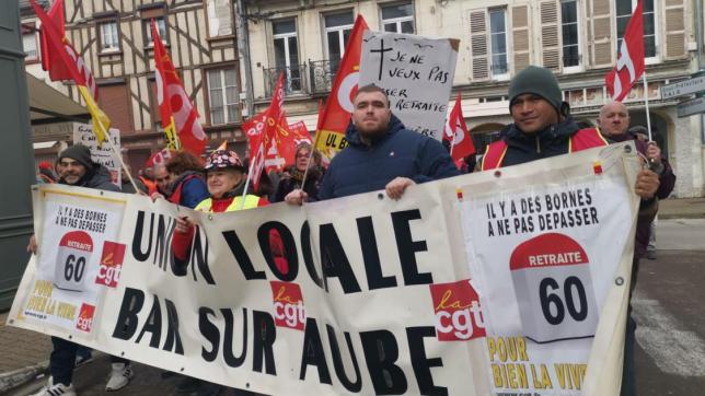 «À Bar-sur-Aube, on a une population essentiellement ouvrière. On sait ce que le travail nous a fait endurer en termes de souffrances, physiques et morales», tonnent les syndicats.