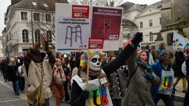 Plus que jamais motivés, les 4500 manifestants ont défilé pendant près de deux heures dans les rues de Troyes.