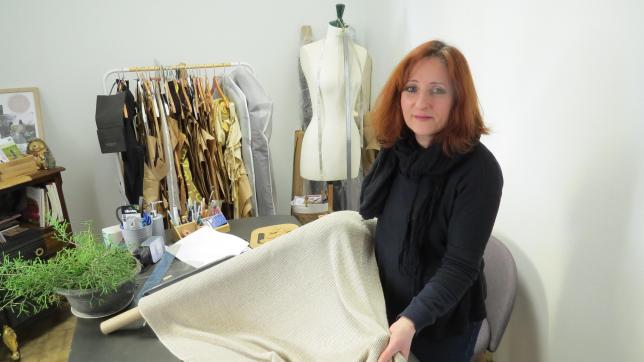 Fabienne Savella souhaite faire changer les mentalités et que le chanvre, matière éco-responsable, remplace le coton dans le textile.
