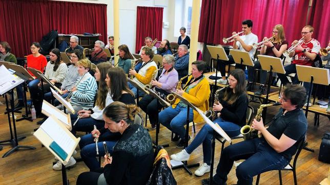 Les enfants de l’Orchestre à l’école de Bergères-lès-Vertus vont rejoindre le temps d’un concert les musiciens aguerris de l’harmonie.