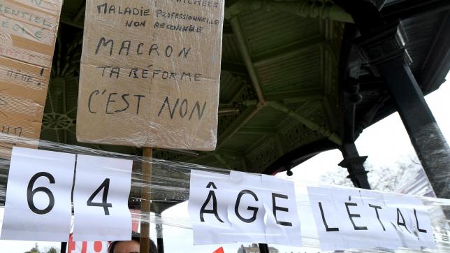 Alors que des mobilisations avaient lieu partout en France, les élus régionaux n’ont pas manqué d’évoquer le sujet des retraites en introduction de la séance plénière.