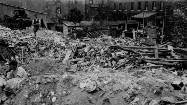 Les destructions liées au raid du 28 mars 1943 furent énormes, comme ici à Sotteville-lès-Rouen