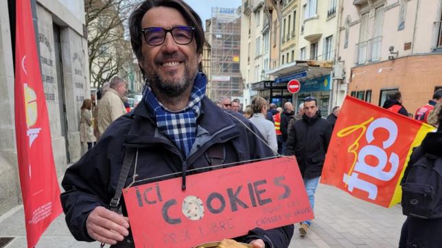 Les cookies ont la cote lors des manifestations. Les gens n’hésitent pas à acheter oudonner.