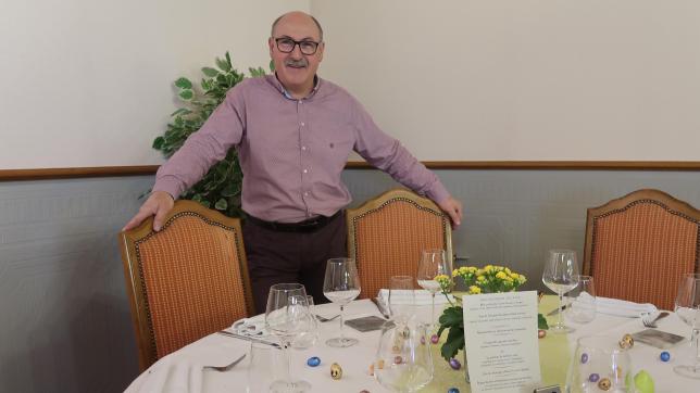 Depuis plus de 40 ans à Pâques, Jacques Perin ouvre son restaurant la Sapinièreà Remilly-Aillicourt.
