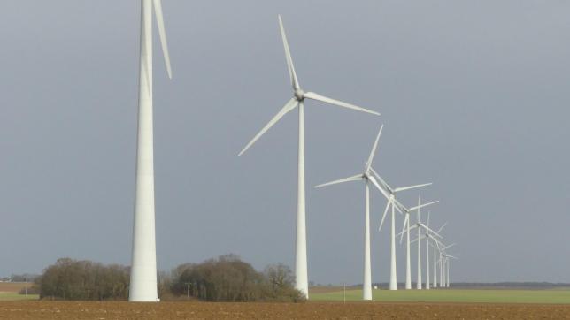 La mesure pourrait ne pas s’avérer sans impact dans les Hauts-de-France, première région éolienne de France avec 2150 mâts et 5300 MW de puissance installée à fin 2021.
