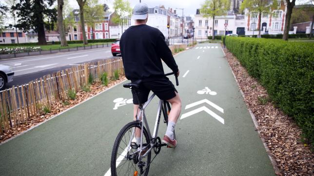 Les aménagements récents autour du parc des Champs-Élysées facilitent la vie des cyclistes.