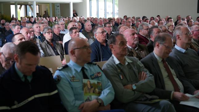 Plusieurs centaines de personnes ont suivi les travaux de la Fédération des chasseurs lors de l’assemblée générale, samedi 29 avril à Géraudot.