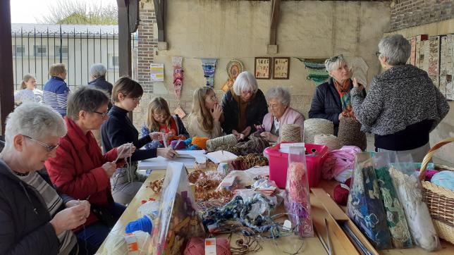 Le premier atelier du mois des «seniors en bibliothèques» a été organisé à Plancy-L’Abbaye.