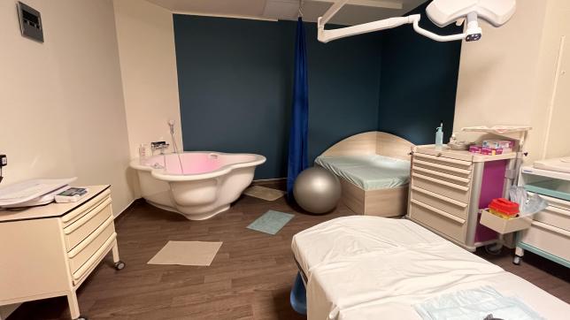La nouvelle salle «nature» de la maternité permet des accouchements physiologiques. Elle peut accueillir les futures mères depuis vendredi.