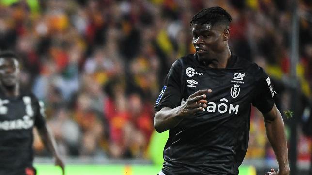 Le défenseur ivoirien Emmanuel Agbadou a vécu un match très compliqué hier à Lyon.