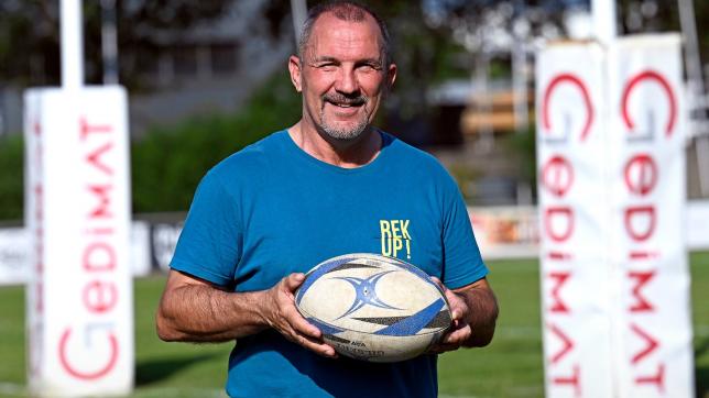 Photo Rugby Ancienne – Thierry Lacroix En Action Avec L'équipe De France, Années 90