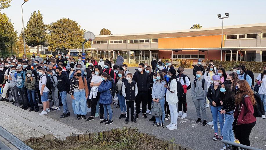 Les collégiens de Romilly-sur-Seine ont fait leur rentrée