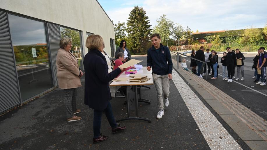 PHOTOS. À SermaizelesBains, le collège LouisPasteur remet ses diplômes