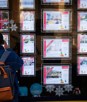 Selon les donn&eacute;es de la Banque de France, les primoacc&eacute;dants et les m&eacute;nages aux revenus modestes ont de nouveau b&eacute;n&eacute;fici&eacute; des cr&eacute;dits immobiliers en 2025.