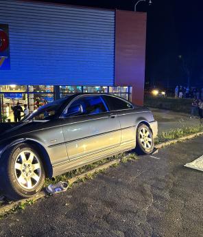 Le conducteur de la voiture a &eacute;t&eacute; interpell&eacute; et plac&eacute; en garde &agrave; vue.