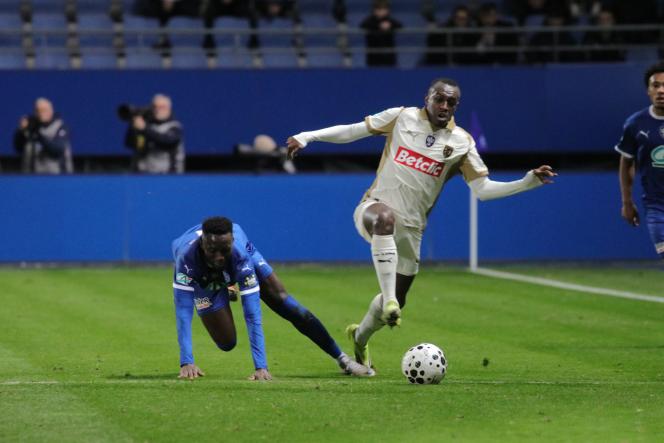 FANION 8ème de FINALE Coupe de France 2026 ESTAC TROYES - RC